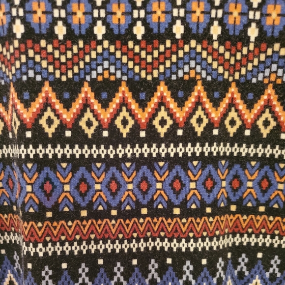 Patterned Dress - Picture 2 of 2